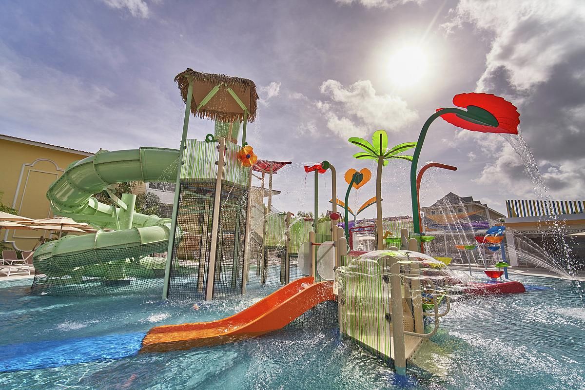Luxury Esmeralda Water Park