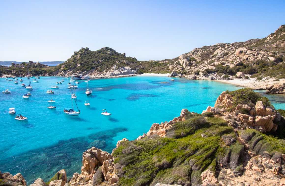 Úchvatný pohľad na pobrežie súostrovia La Maddalena