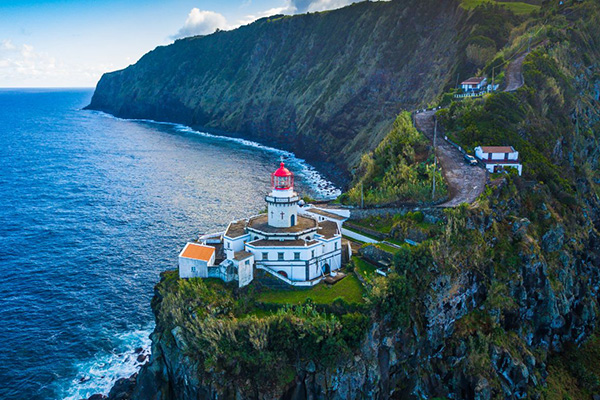 Maják na ostrove Faial