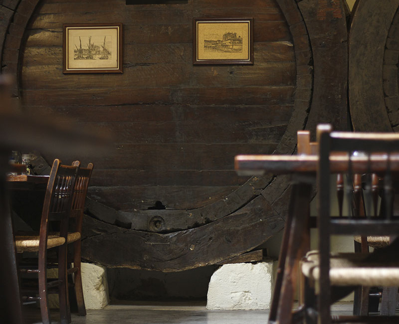 Interiér reštaurácie Sa Premsa